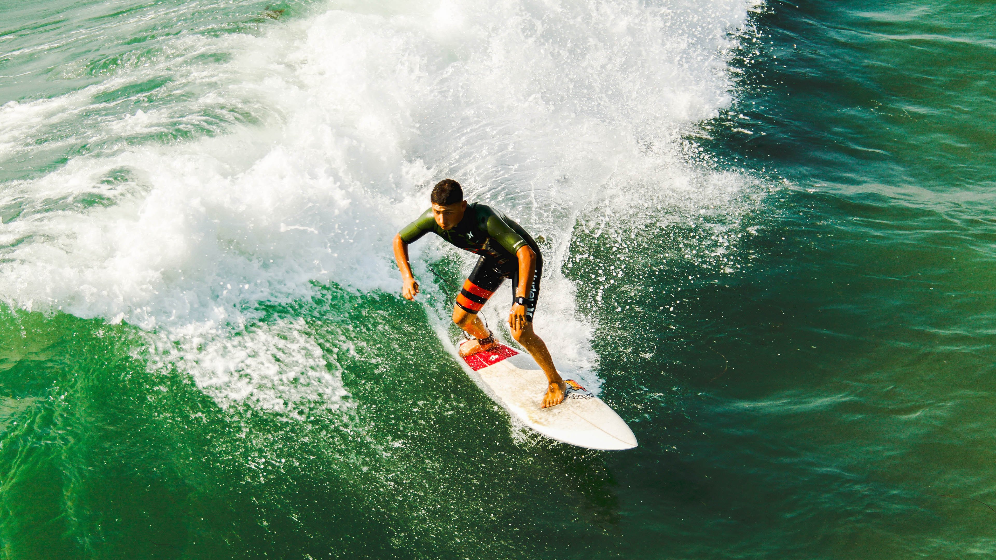 国外优秀篮球赛事引进改革，提升中国比赛水准，国外篮球发展