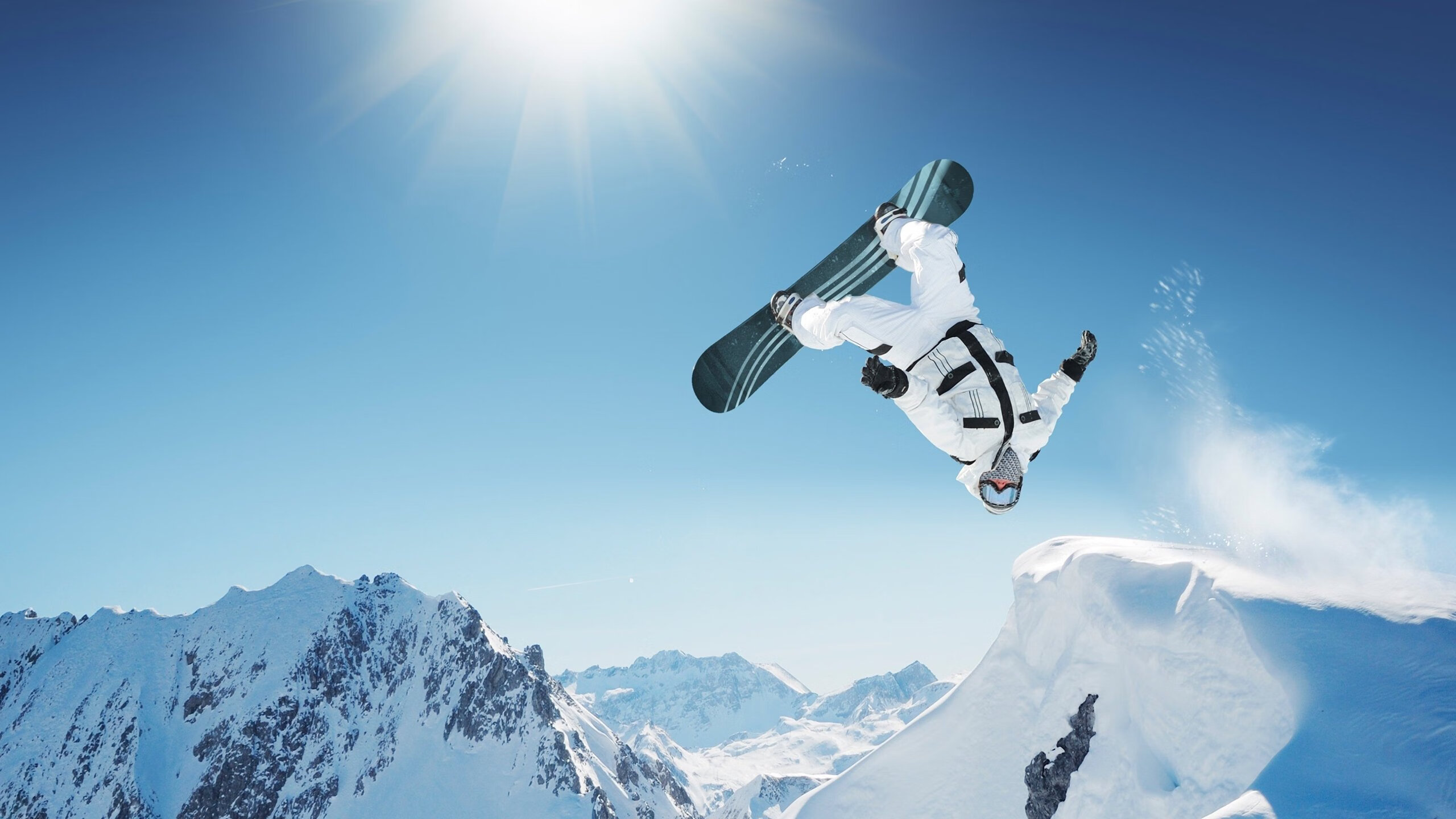 开云体育app下载-国际米兰3-1击败热那亚，林德洛夫和德弗赖双双破门，德弗莱国米